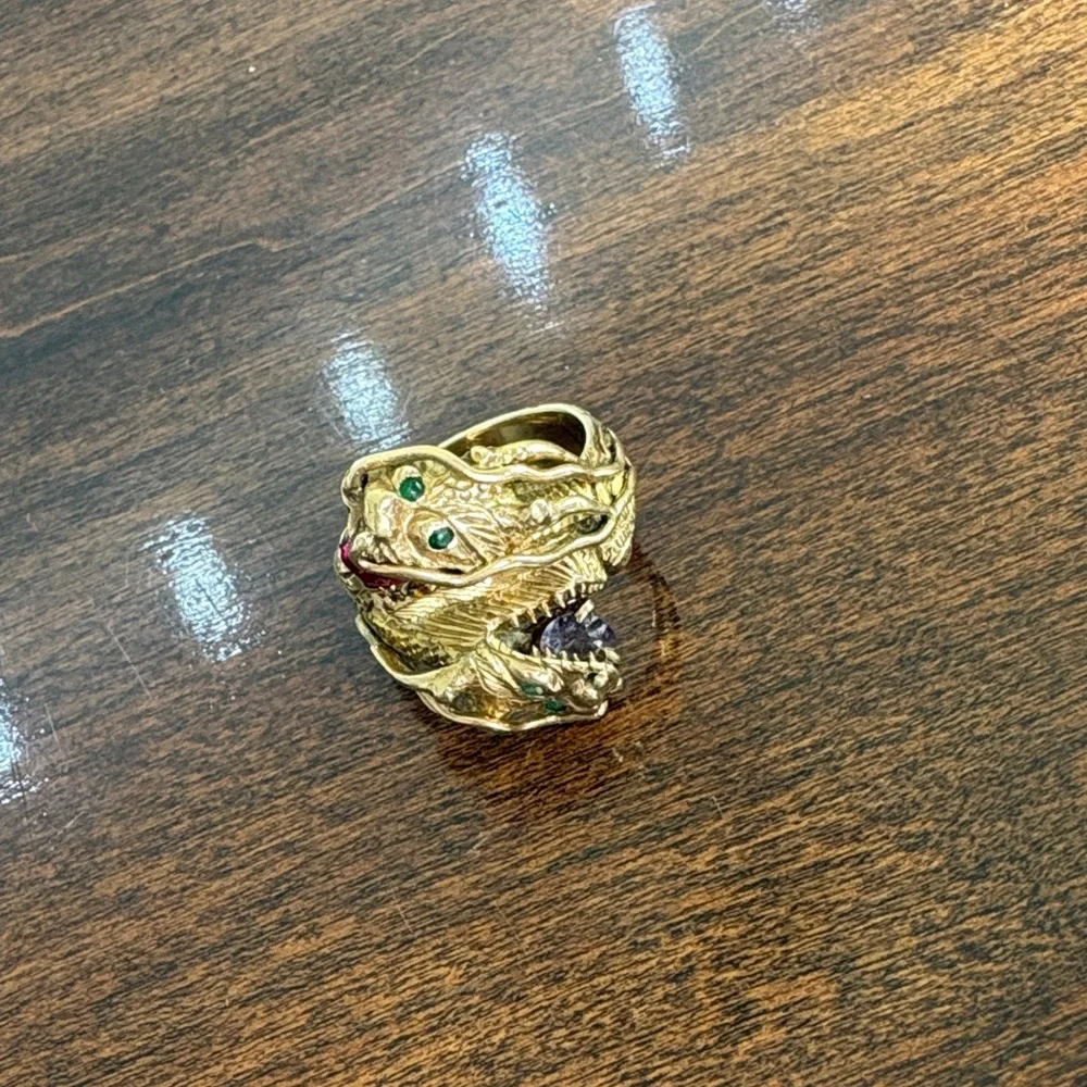 VINTAGE NOSE DRAGON 14K GOLD RING WITH RUBY, EMERALDS & ALEXANDRITE size 9.5